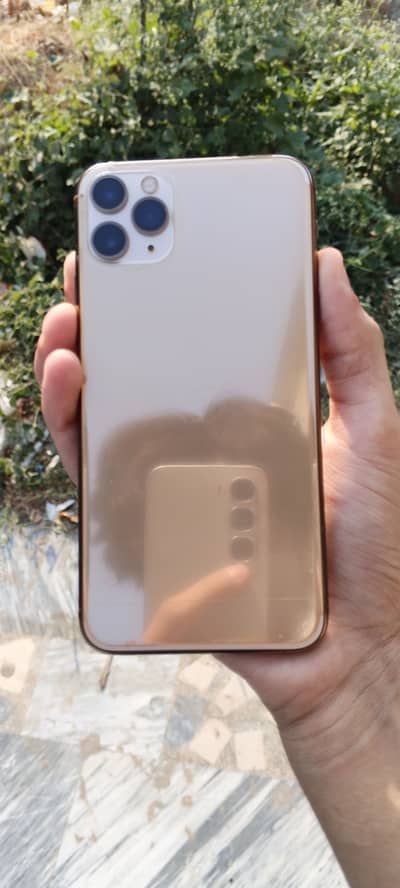 Apple iPhone 11 Pro Max 256 gb non pta jv battery health 81