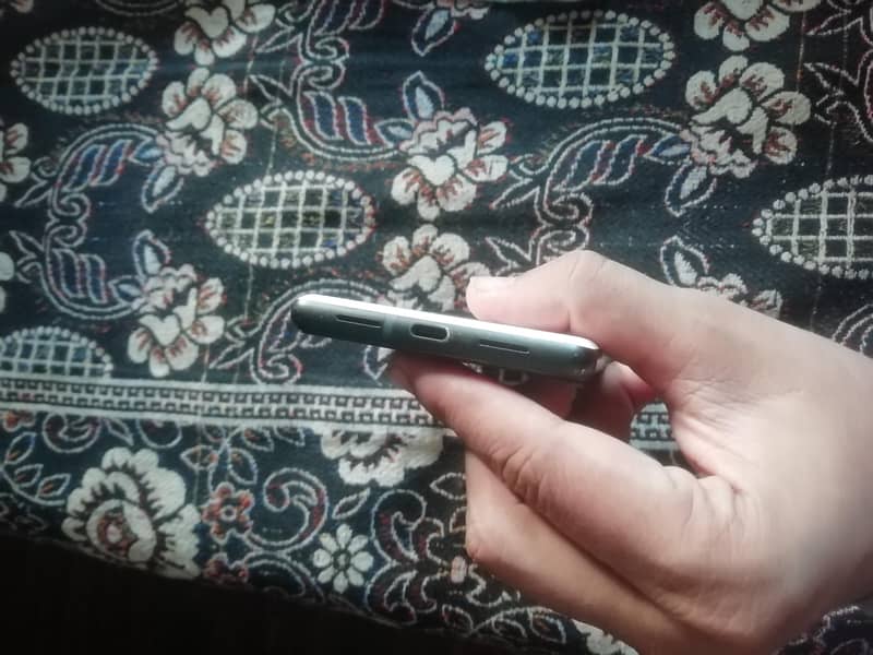 Google Pixel 6 3