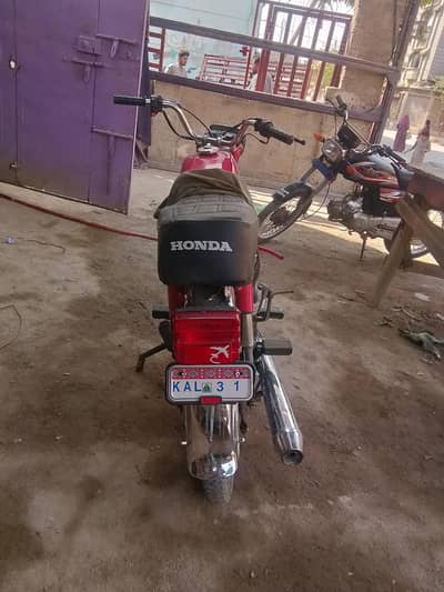Honda 70 Karachi number first owner