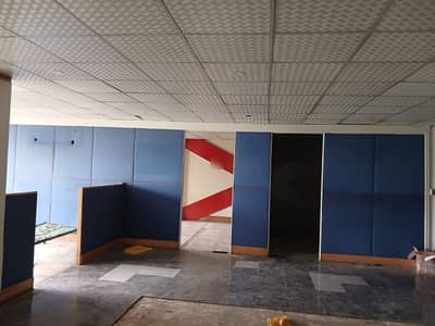 1400 Square Feet Office In Blue Area For rent