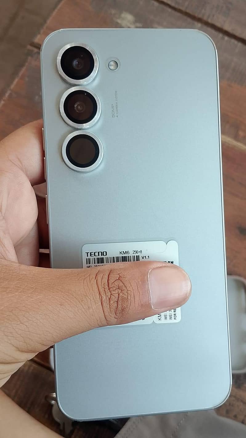 Tecno Spark 40 Pro 7