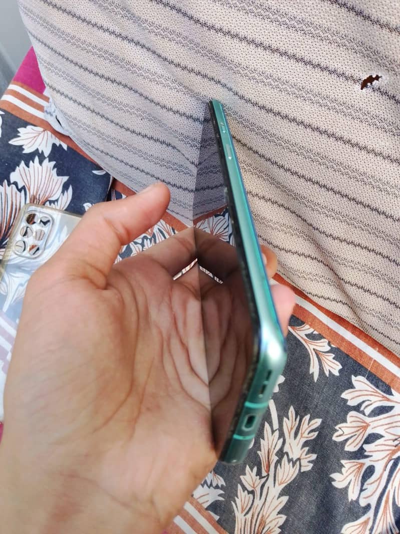 One Plus 8T 1