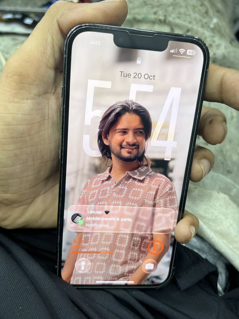 Apple iPhone 13 Pro 2
