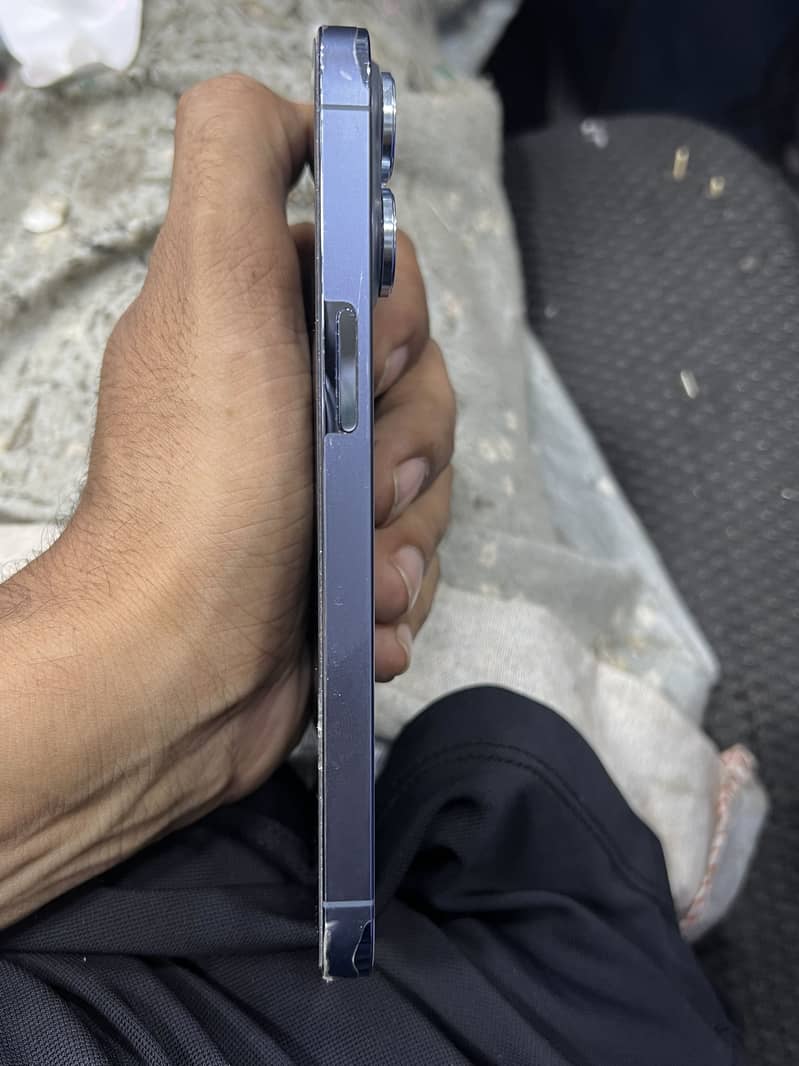 Apple iPhone 13 Pro 3