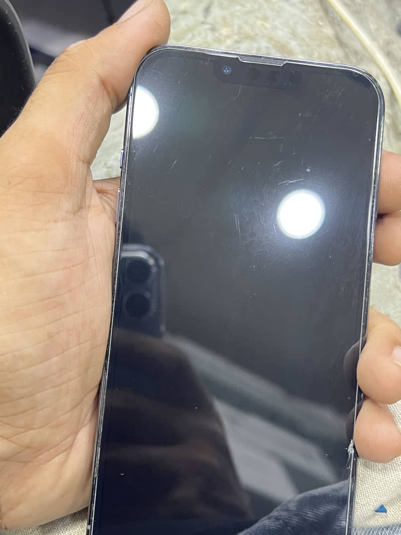 Apple iPhone 13 Pro 6