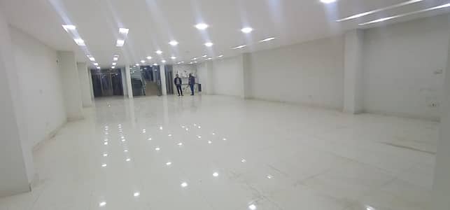 Blue Area 3000 Sq. Feet Office Available For Rent ,Lift Installed