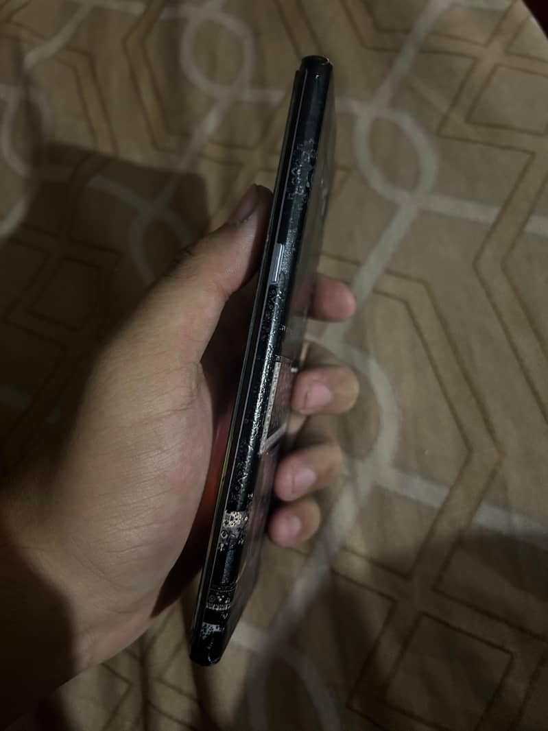 Samsung Mobile Note 8 3