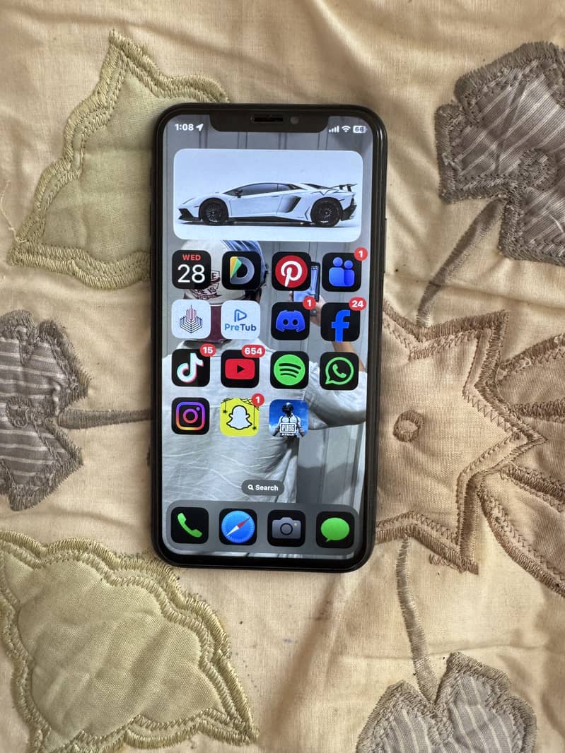 Apple iPhone XS 5