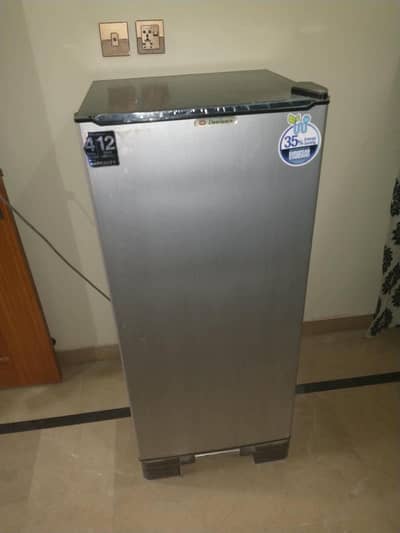 Dawlance room refrigerator
