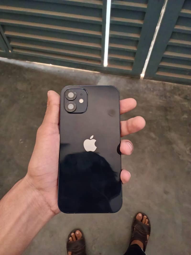 Apple iPhone 12 0
