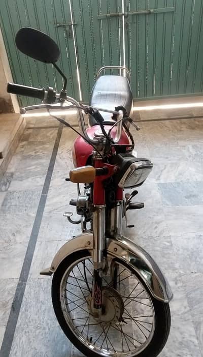 Bike for sale 2013 model Dhoom