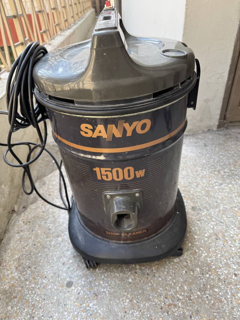 Vacuum cleaner 0