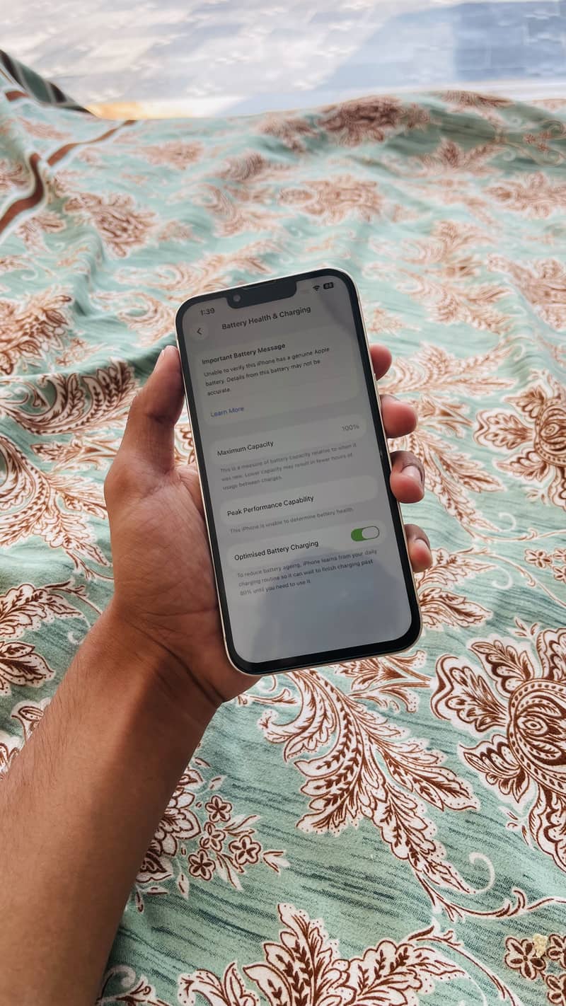 Apple iPhone 13 6