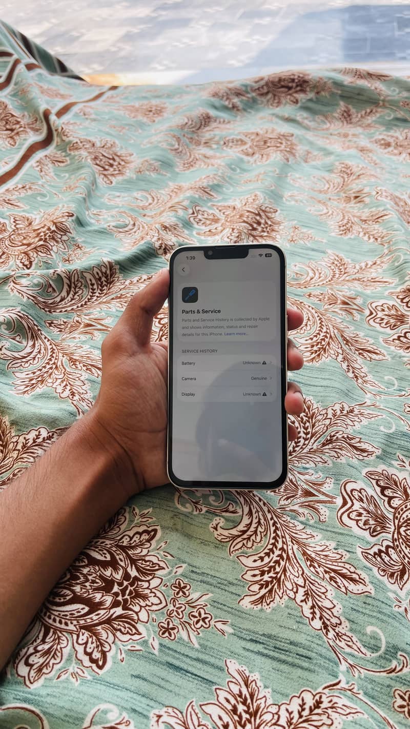 Apple iPhone 13 11