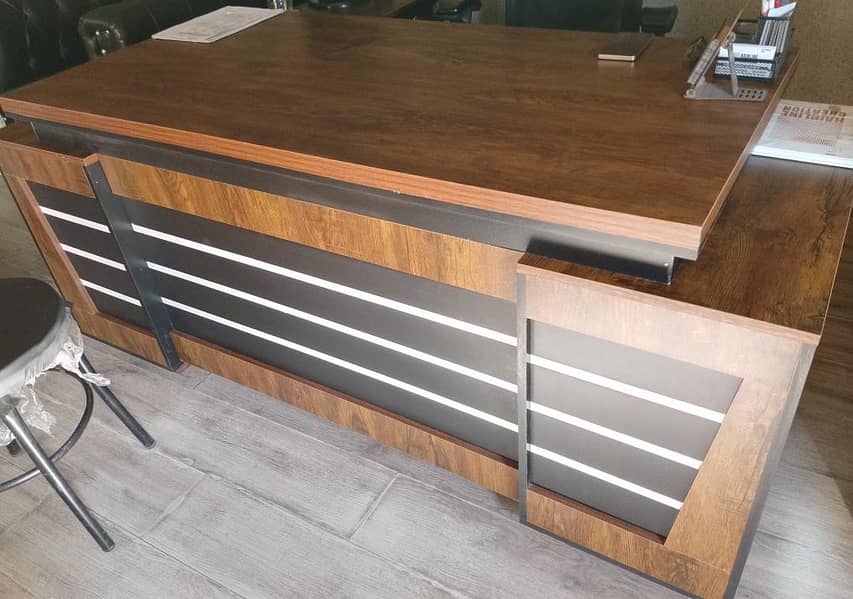 office executive table sofa 2