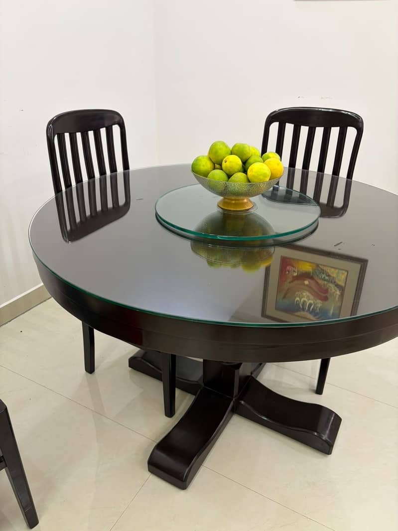 Sheesham dining table plus 6 chairs 6