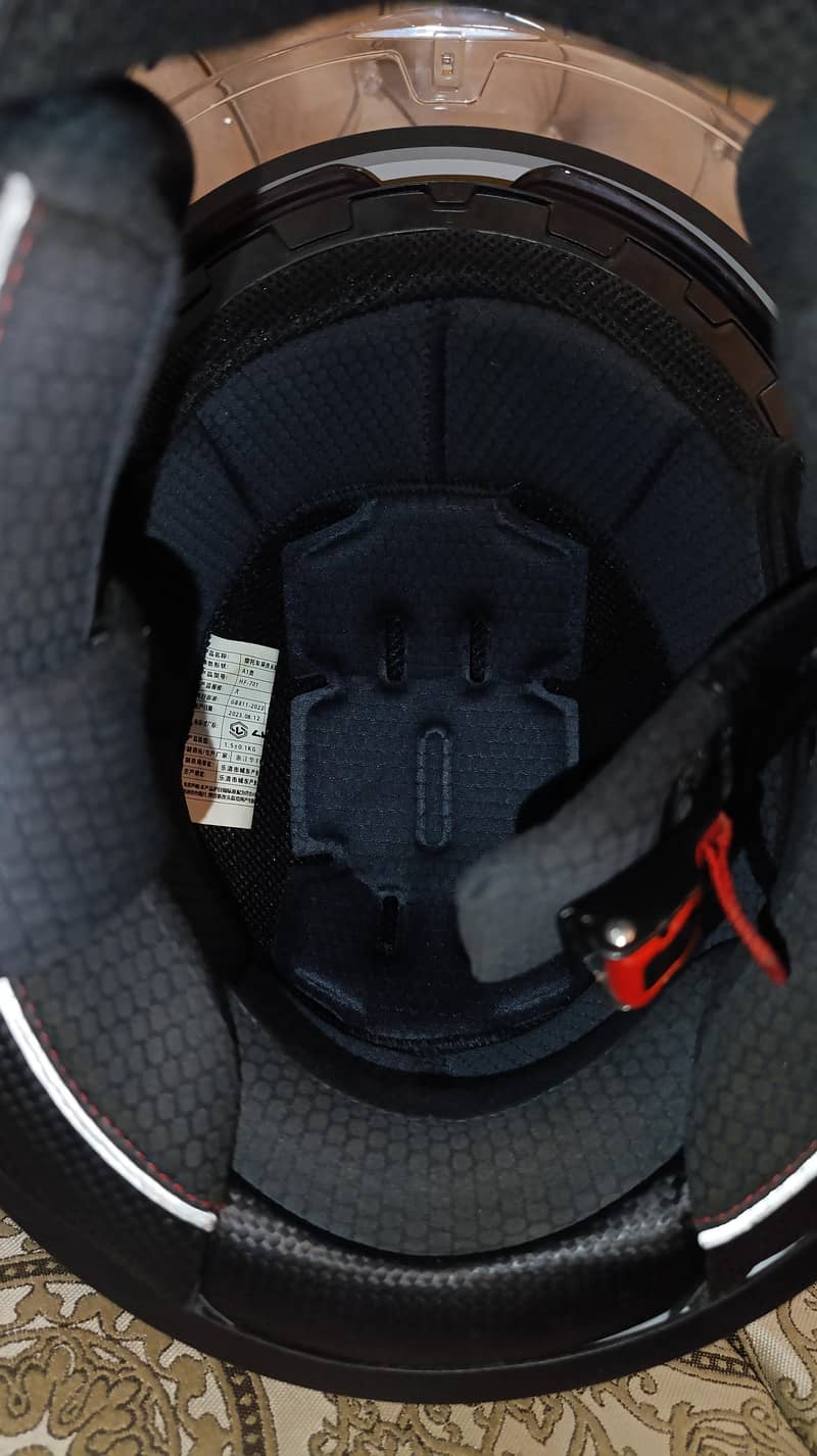 Lv2 Helmet 5