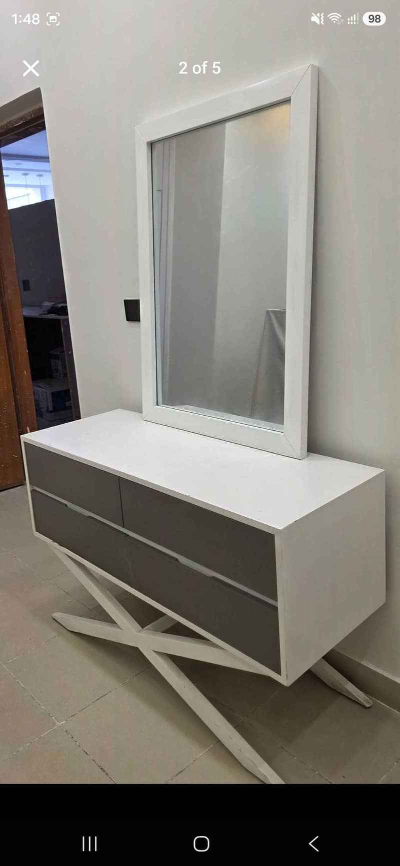 Dressing Table and Mirror (ChenOne) 1