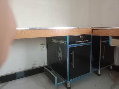 computer lab table