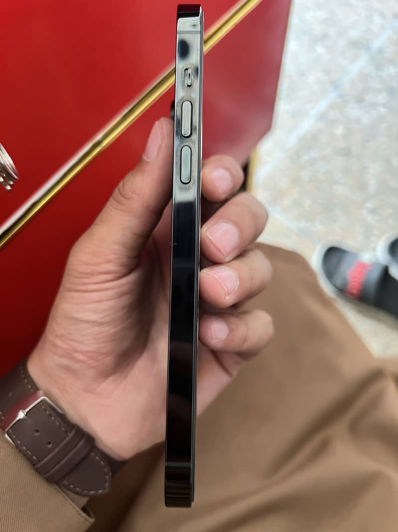 iphone 14 pro max jv 5