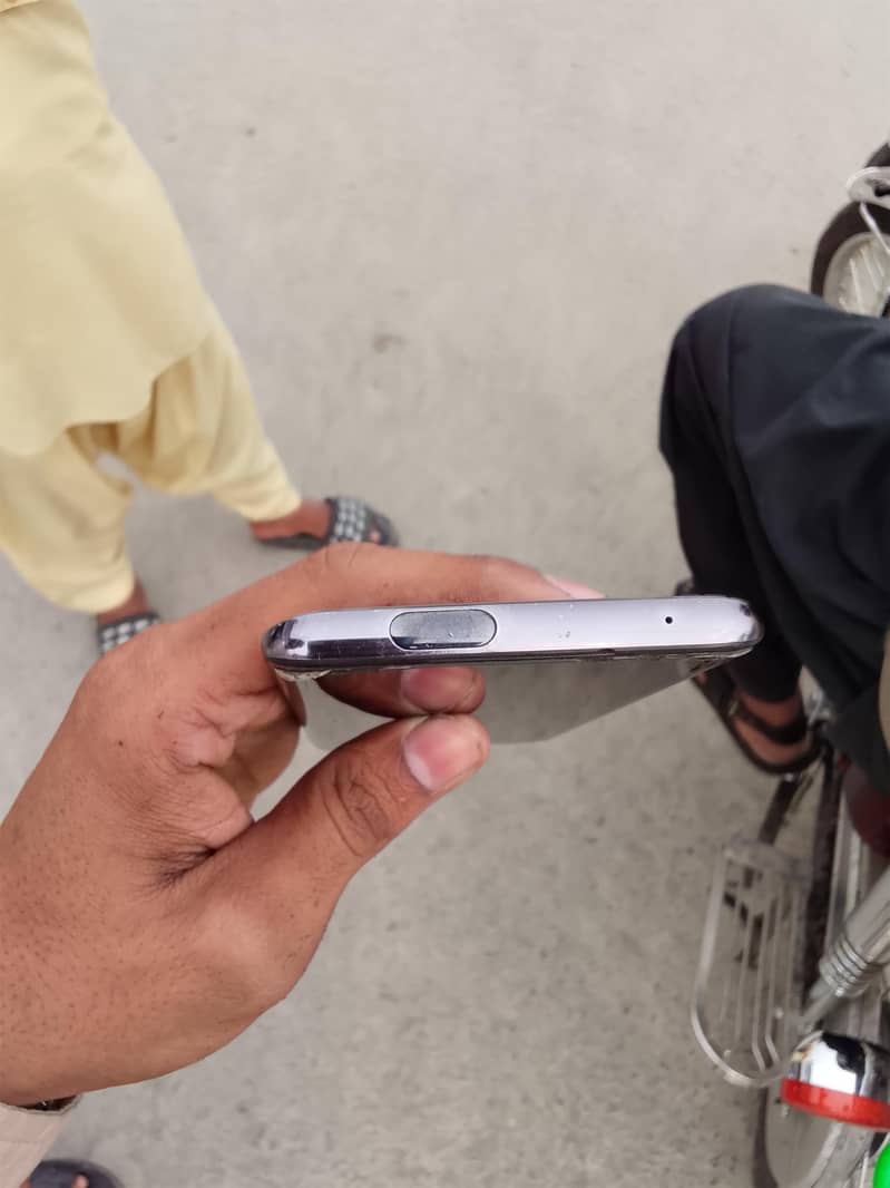 One Plus 7 Pro 5