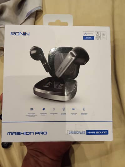 Ronin earbuds For sale Urgently