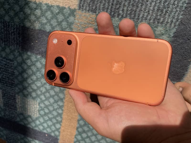 Apple iPhone 17 Pro 1