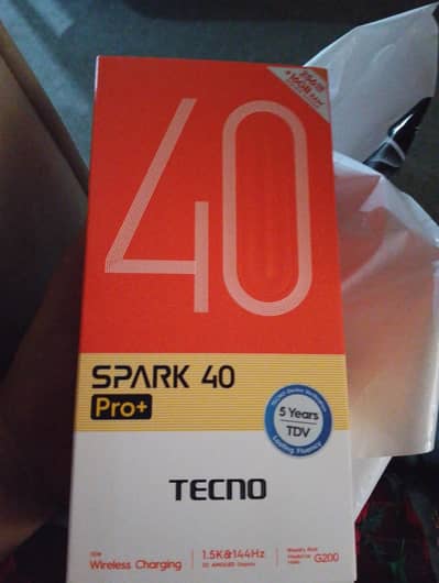 Tecno Spark 40 Pro