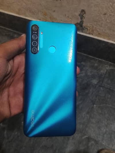 Realme 5i