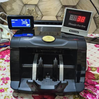 Cash Counter machine in new condition only 15 days use