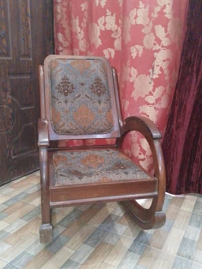 Sheesham Wood Rocking Chair For Sale  - Antique Design - Repairable