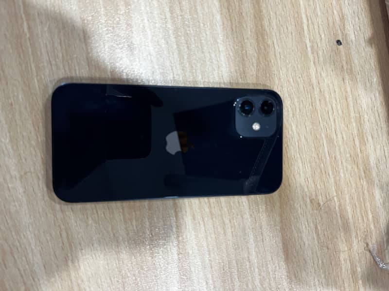 Apple iPhone 12 1