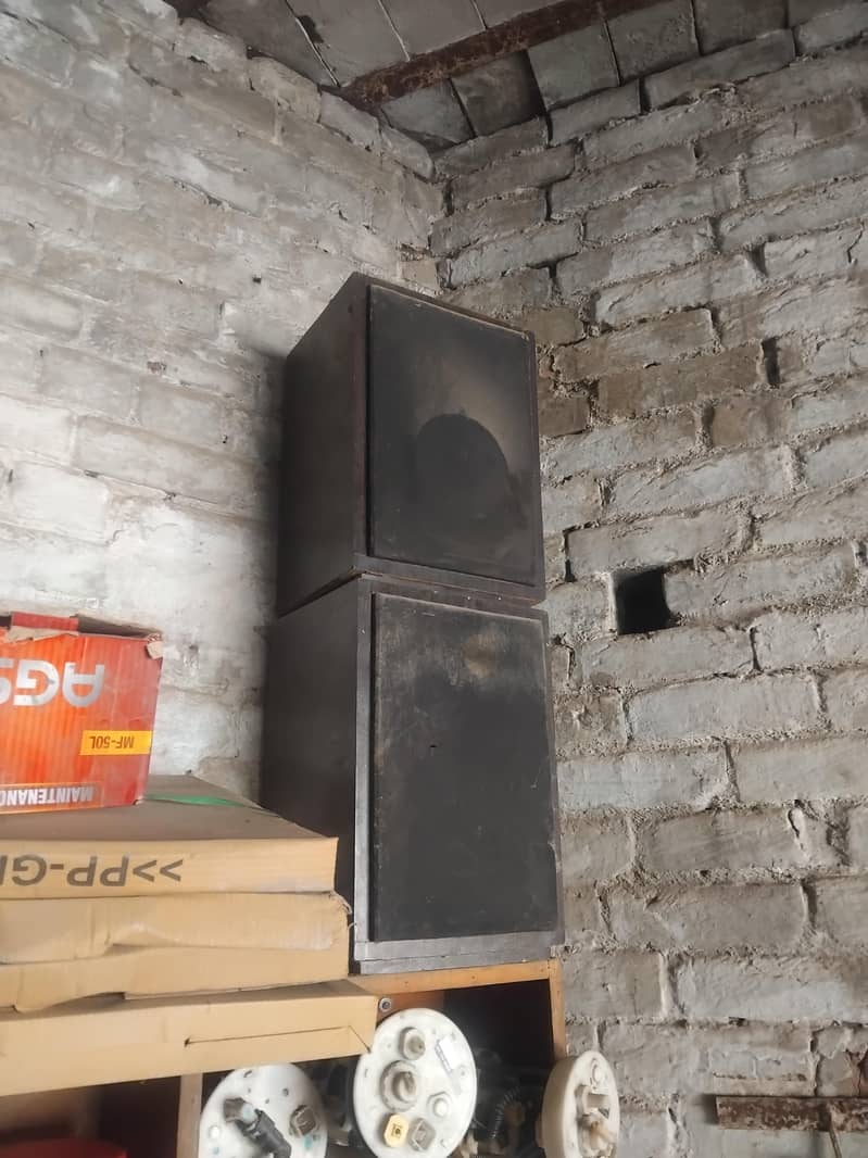 Speaker Box 0