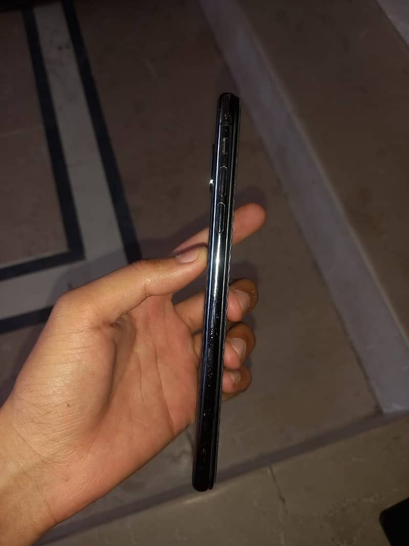Apple iPhone Xsmax 5