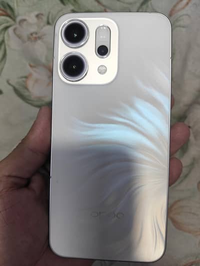 OPPO Reno 16 5g
