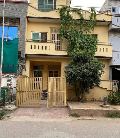 25x40 Triple Story House For Sale In G13/4