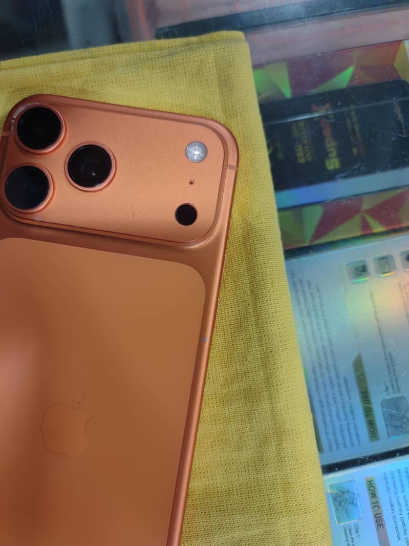 Apple iPhone 17 Pro Max 2