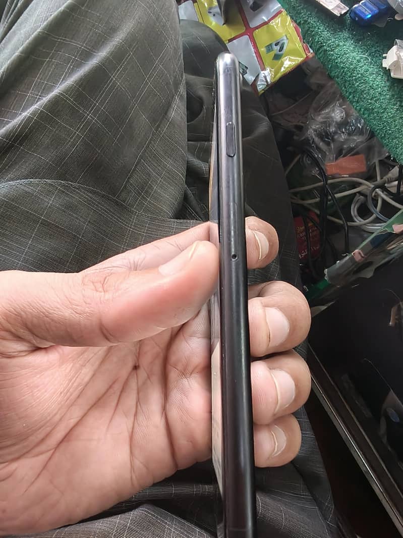 Apple iPhone 7 3