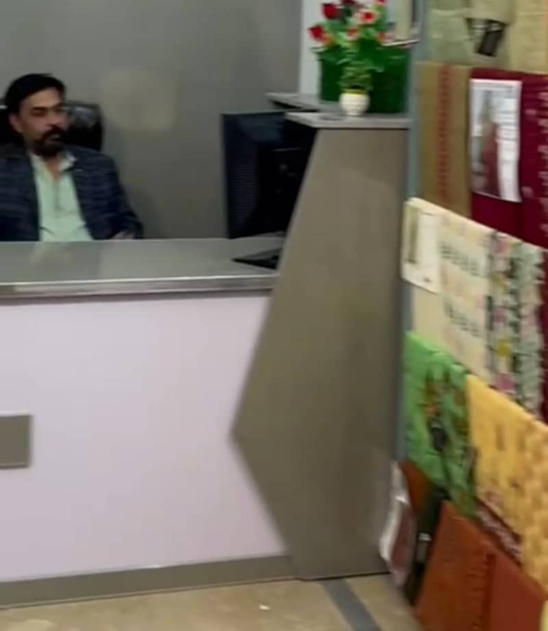 shop counter 0