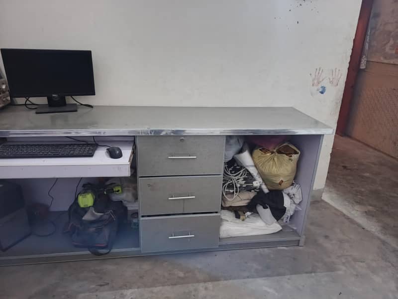 shop counter 3