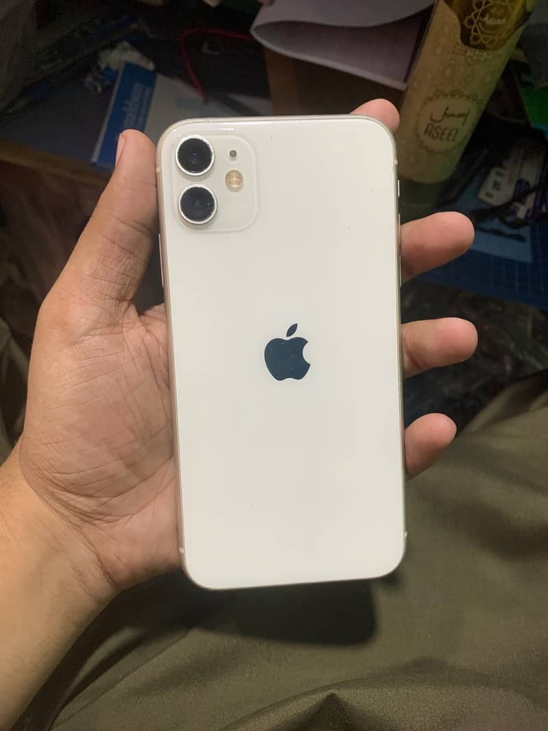 Apple iPhone 11 0