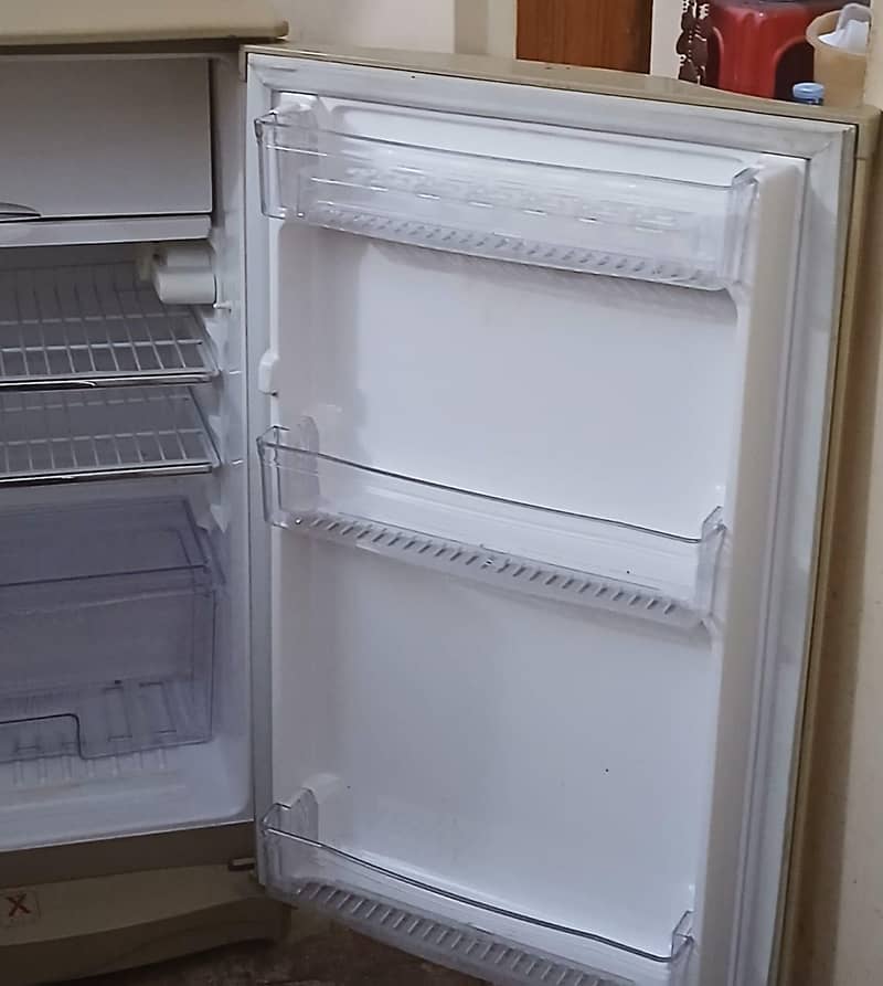Waves Refrigerator Mini 3