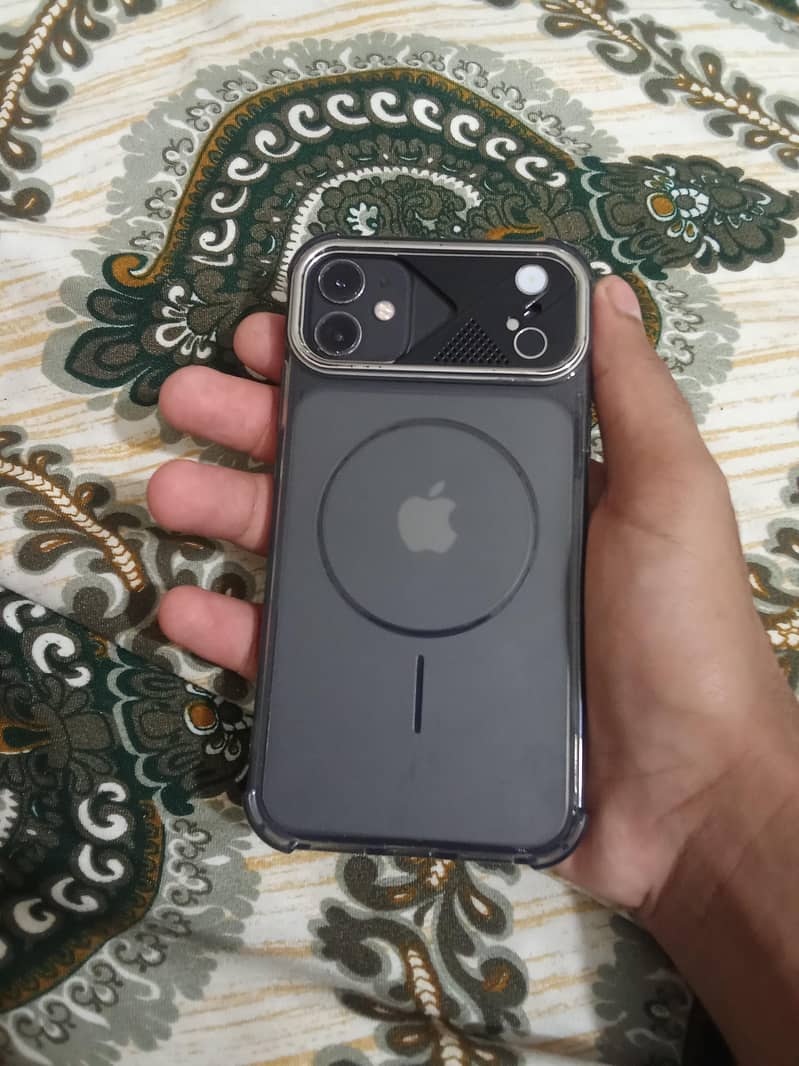 Apple iPhone 11 Sim glitch 0