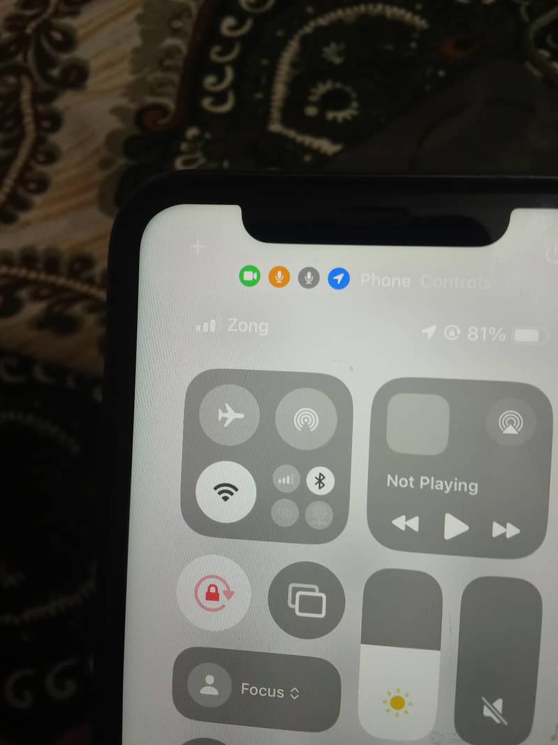 Apple iPhone 11 Sim glitch 9