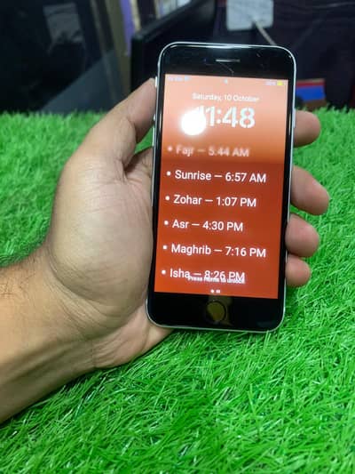 Apple iPhone SE available read addno