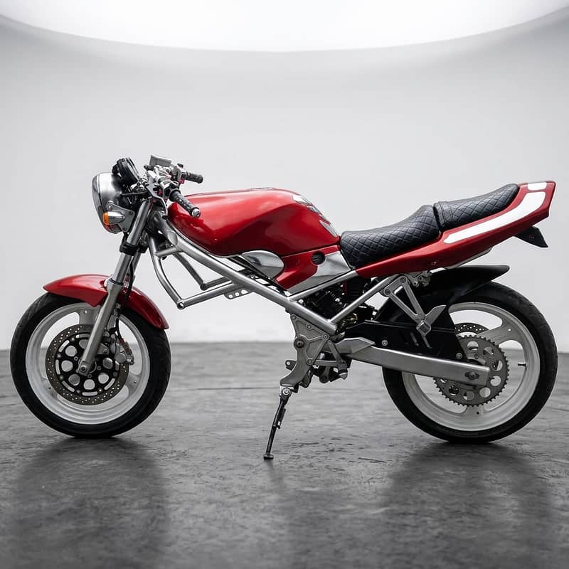 Suzuki 400 WITHOUT ENGINE 0