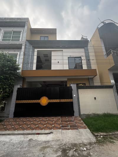 5 Marla brand new house for sale in Jubilee Town