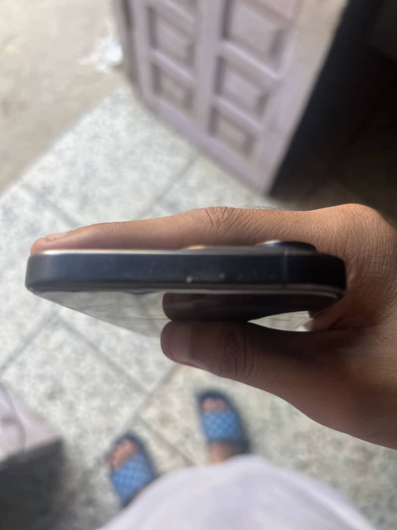 Apple iPhone 15 Pro Max 5
