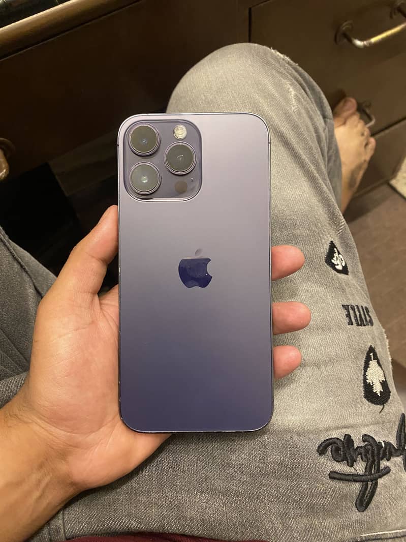 Apple iPhone 14 Pro Max 2