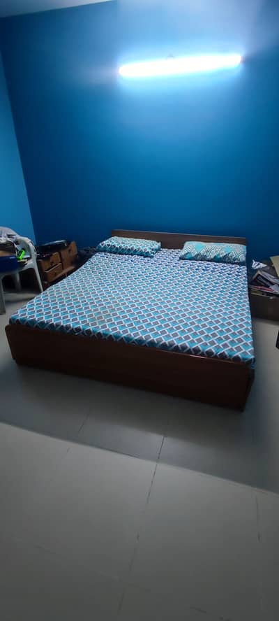 Bed set with mattress for sale